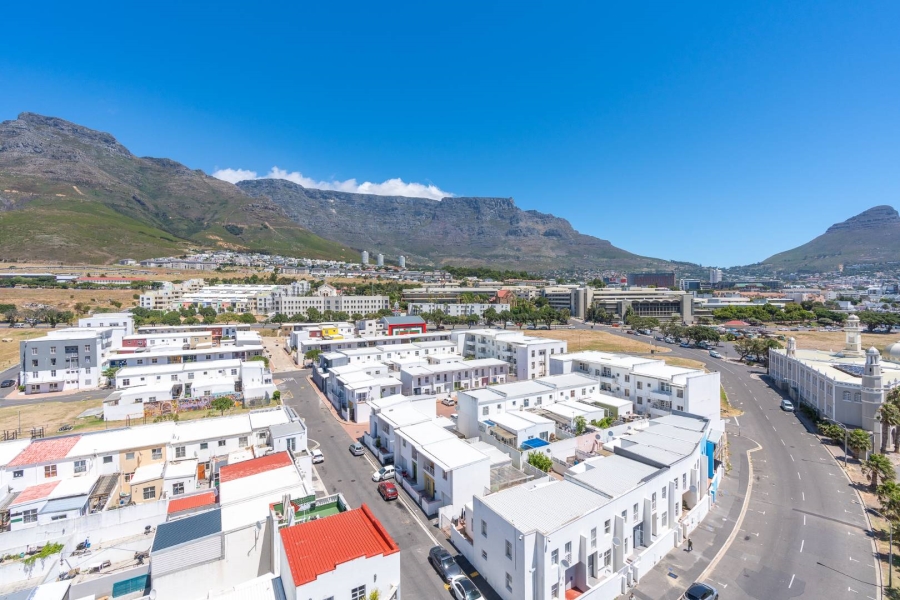 To Let 2 Bedroom Property for Rent in Zonnebloem Western Cape